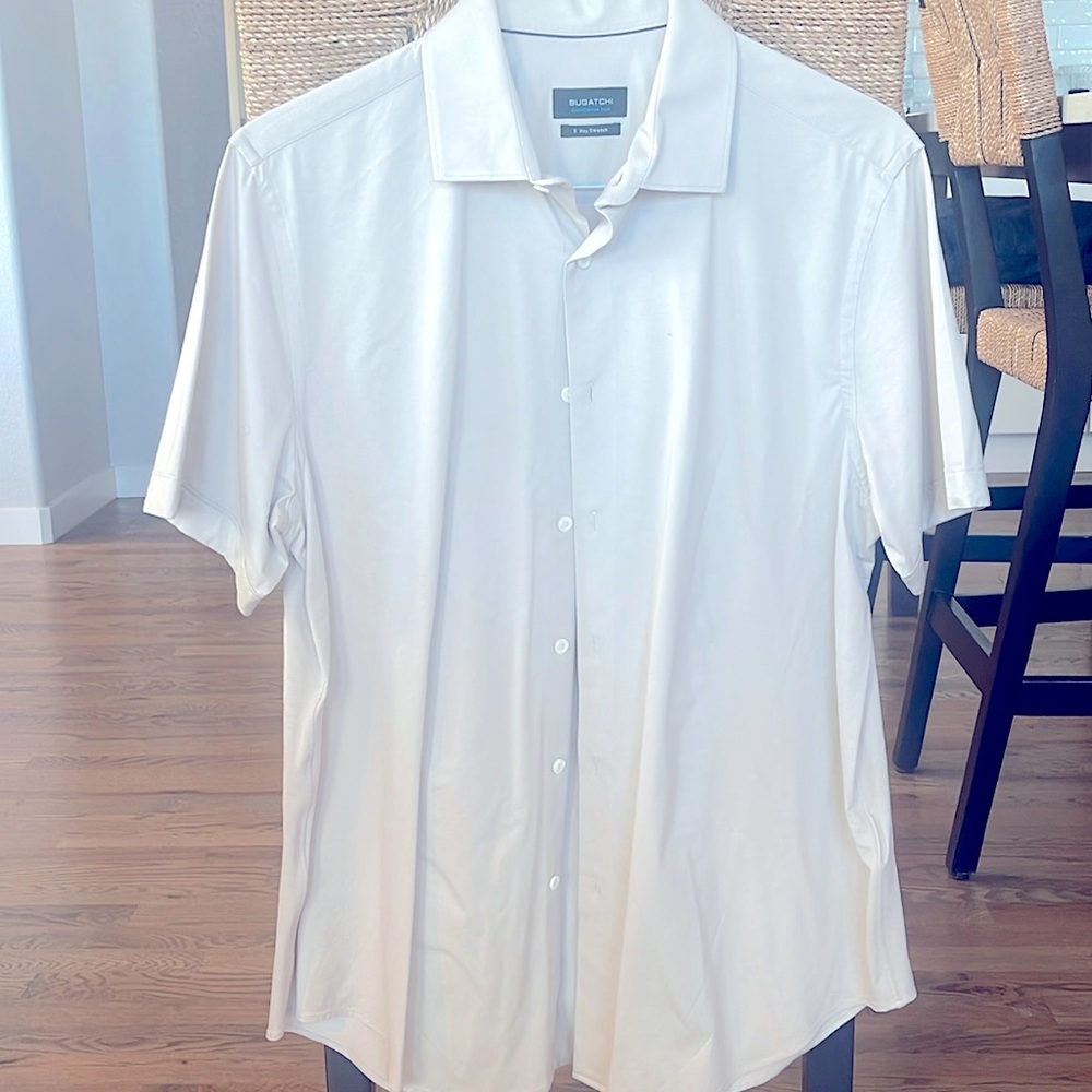 Bugatchi Short-sleeve collared shirt